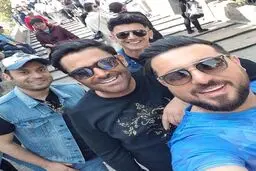 سلفى محسن كيايى به همراه محمدرضا گلزار، امين حيايى