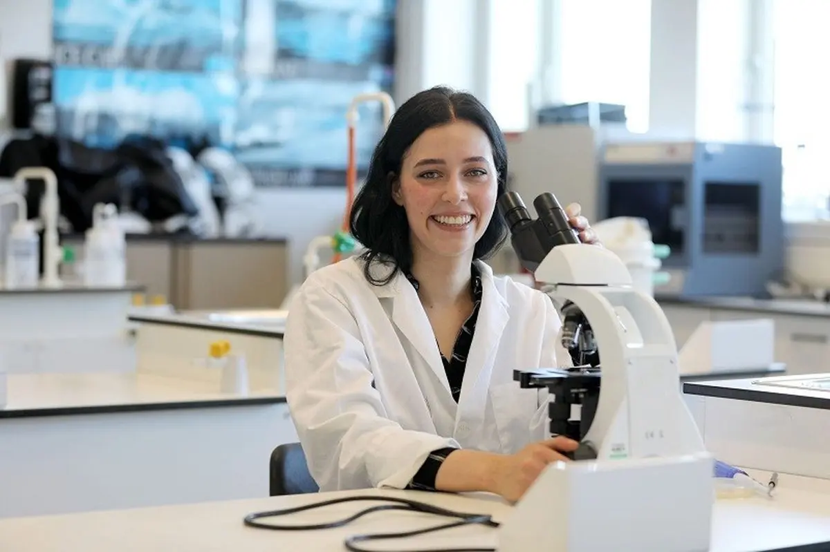 آشنایی با شرایط تحصیل و بهترین دانشگاه‌های رشته علوم آزمایشگاهی در کانادا