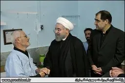 تصاویر بازدید روحانی از بیمارستان شهید دکتر فیاض بخش در عاشورای حسینی