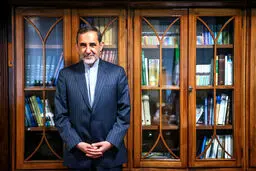 ولایتی: ادامه تحریم‌ها علیه ایران نقض برجام است