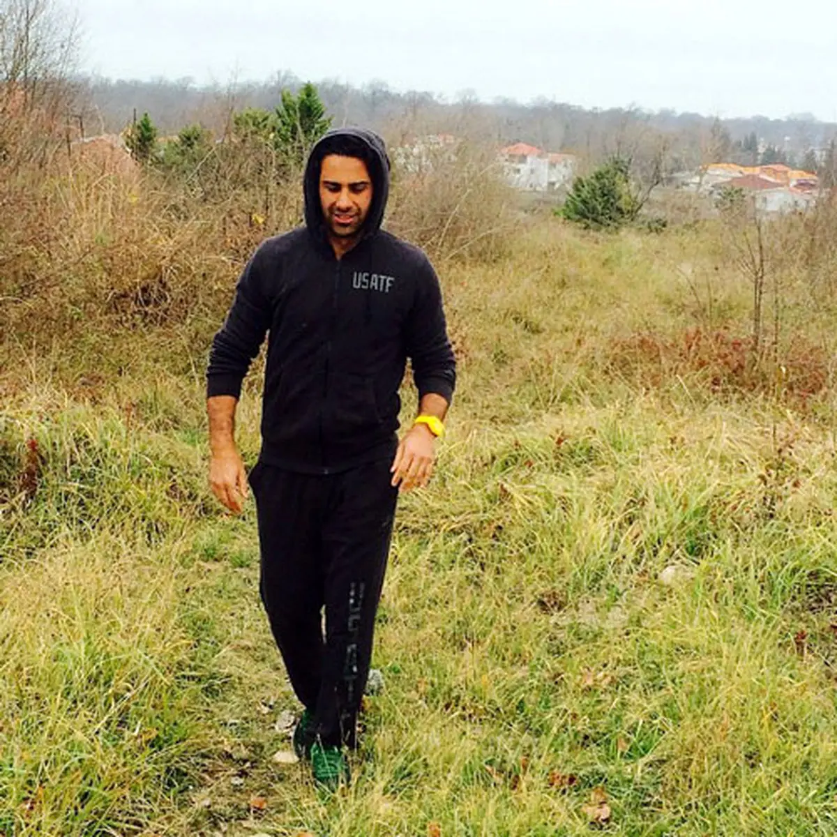 فرهاد مجیدی در بیشه زار/عکس