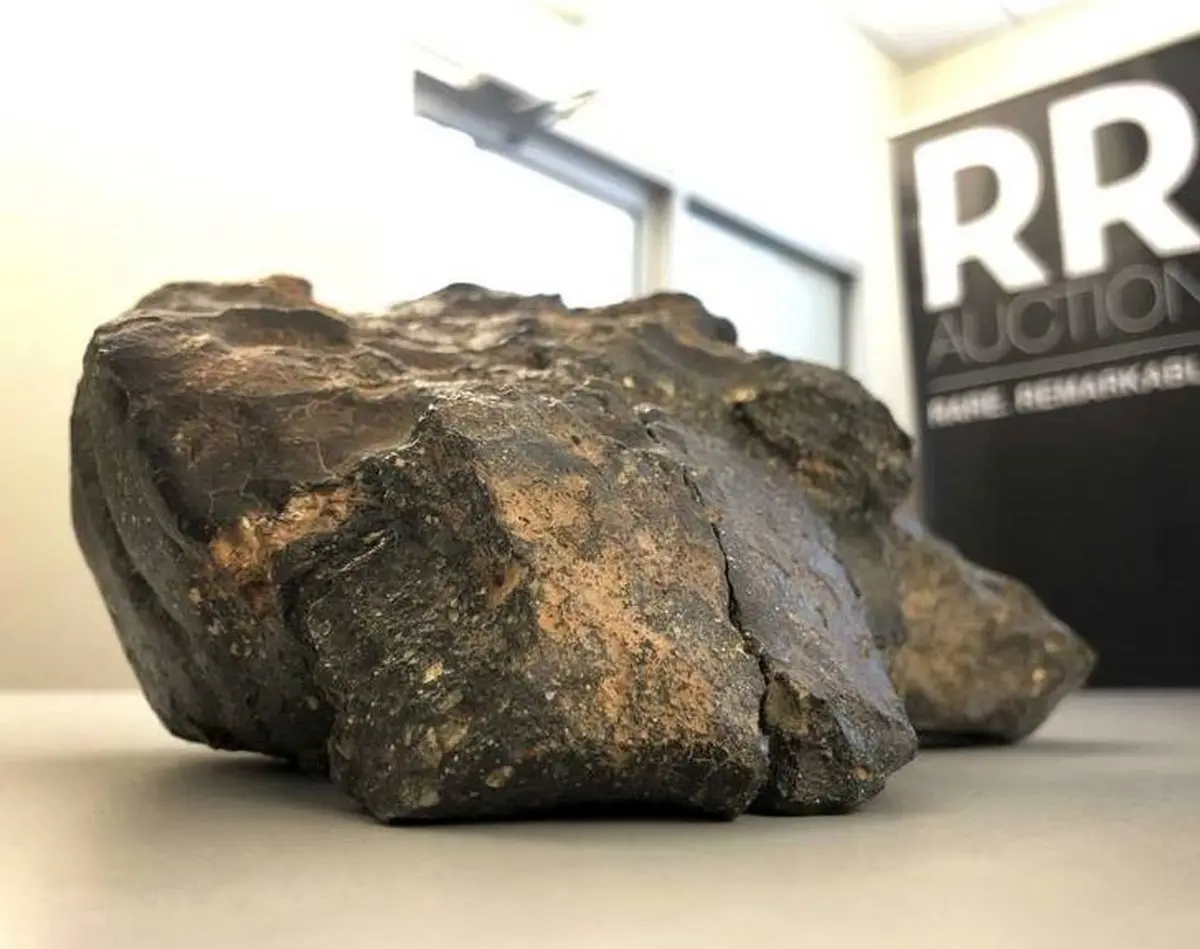 فروش تکه‌ای از «ماه» / تصاویر