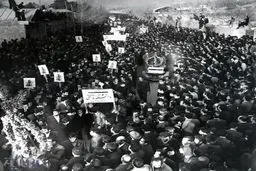 تشییع جنازه غلامرضا تختی/عکس