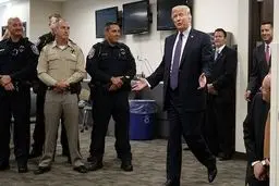 حاشیه های تصویری عیادت ترامپ و همسرش از مجروحان حادثه مرگبار لاس‌وگاس