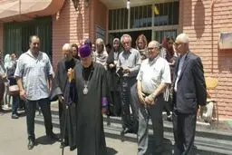 حضور اسقف اعظم ارامنه تهران در انتخابات/عکس