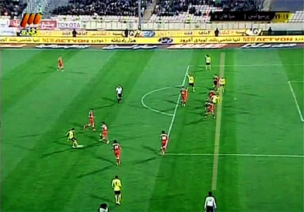 عسگری: داور پنالتی پرسپولیس را ندید/ گل سپاهان آفساید بود+عکس
