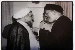 وقتی که 26 سال پیش روحانی از رهبر انقلاب نشان فتح گرفت/عکس