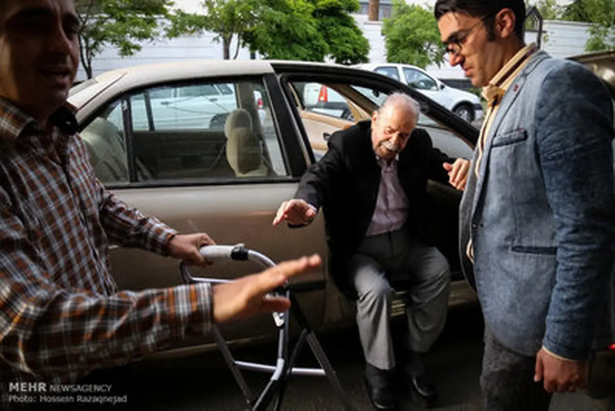 همراه با محمدعلی کشاورز به مناسبت روز پدر /گزارش تصویری