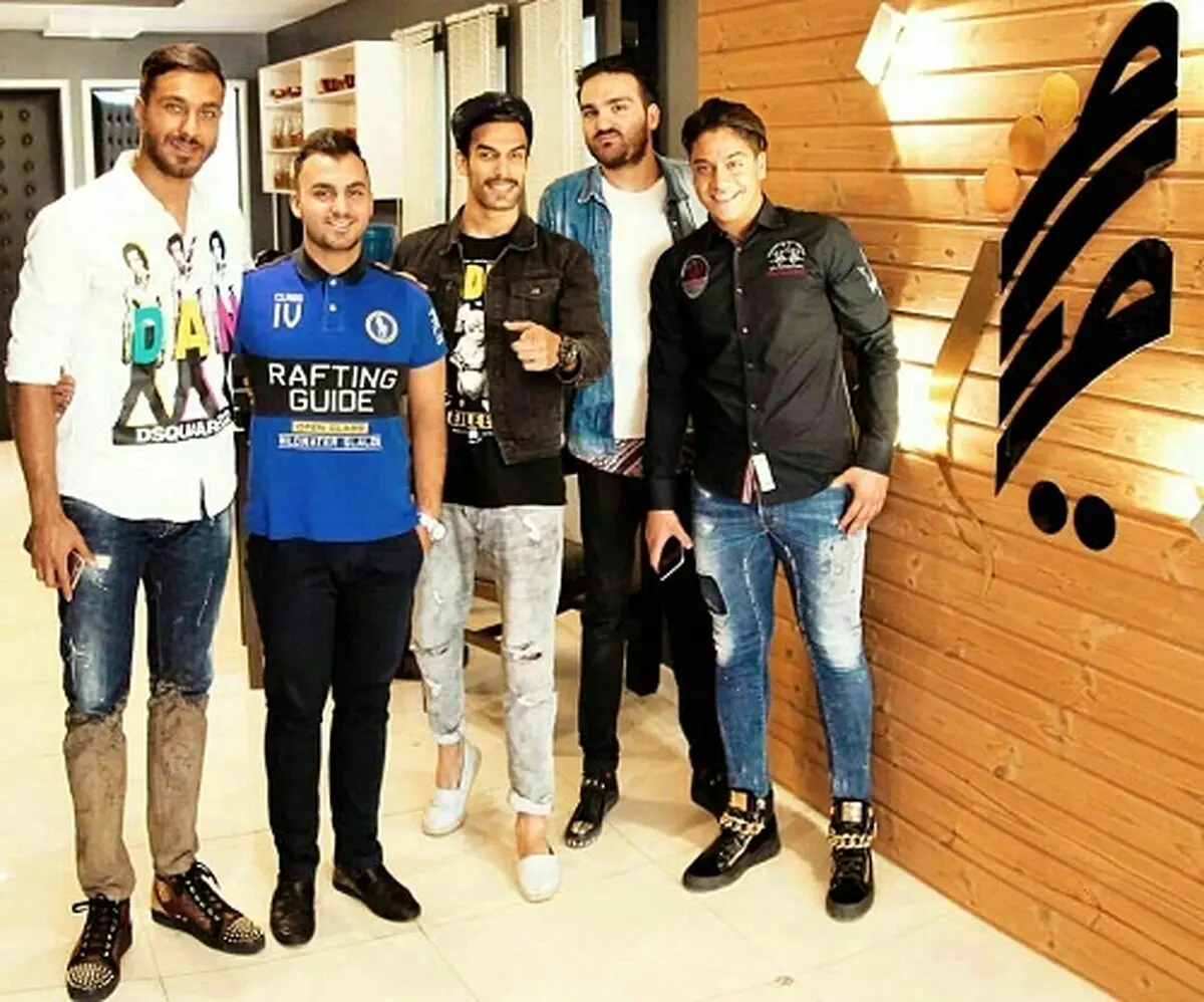 تصویری از جدیدترین لباس عجیب سوشا مکانی!