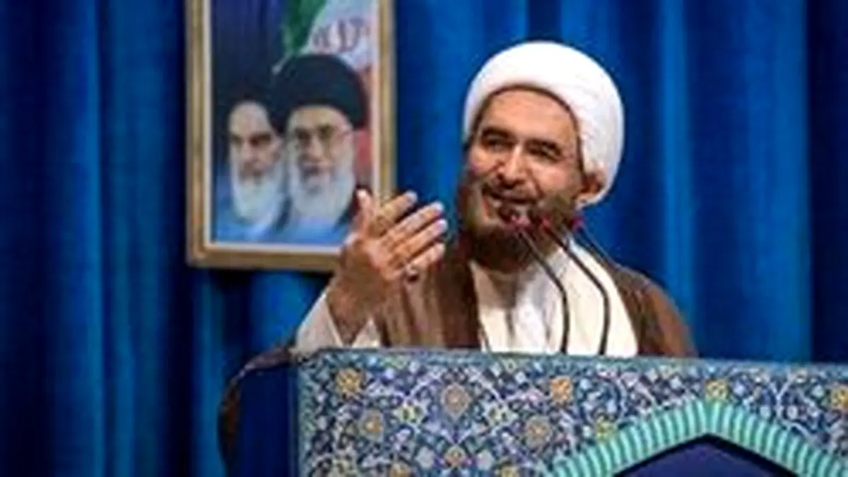 حاج علی‌اکبری: برای ظريف باعث افتخار است كه آمريكا تحريمش كرده است