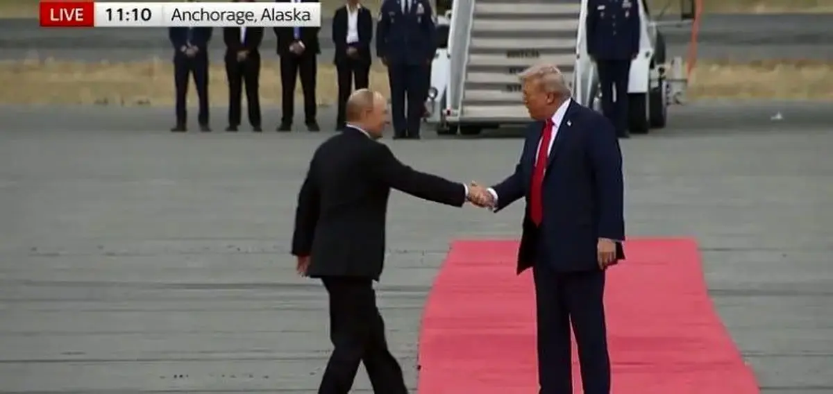 لحطه رسیدن ترامپ و پوتین به هم در آلاسکا
