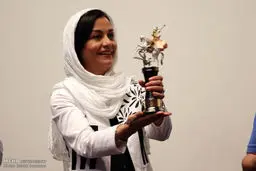 اهدای جایزه بهترین بازیگر جشنواره بین المللی مسکو/ تصاویر