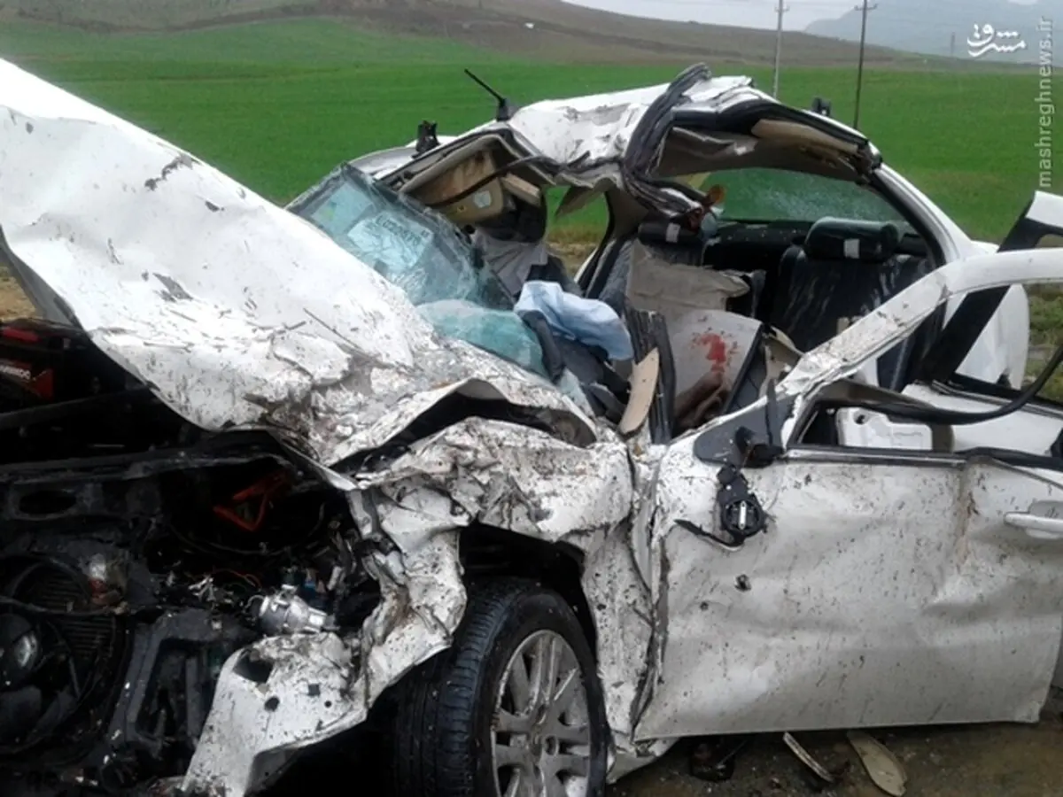 عکس/ شش زخمی در تصادف دنا با مینی بوس
