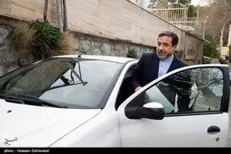 عکس/ عراقچی چه ماشینی سوار می‌شود؟