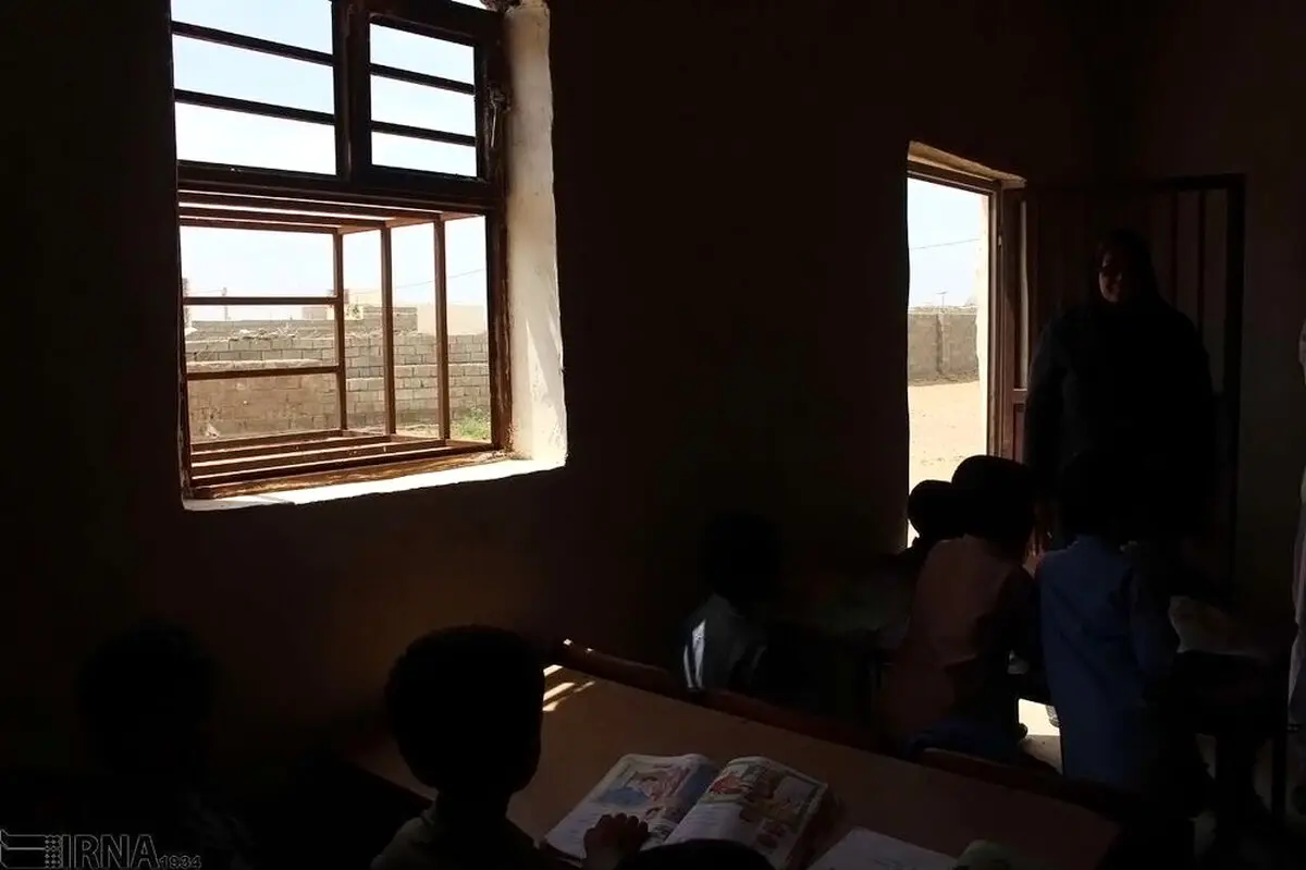 عکس / کلاس درسی در روستای رمین چابهار