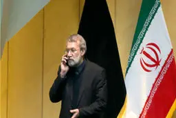 خواب زمستانی مجلس؛ آقای لاریجانی لطفا به نمایندگان تلفن بزنید/ نمایندگان ملت نباید ملت را رها کنند/مگر ابزارهای ارتباطی اختراع نشده اند؟