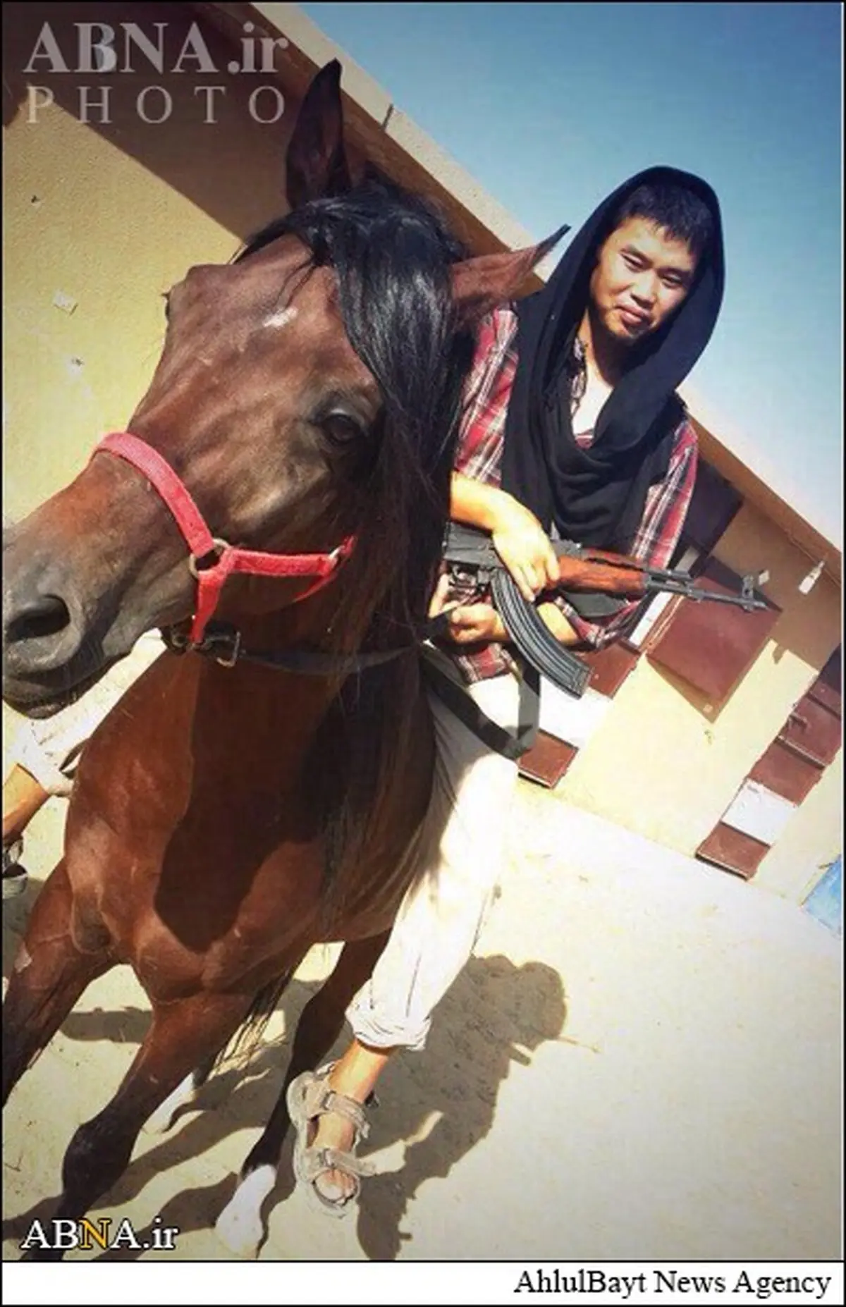 تروریست کُره‌ای داعش/ عکس