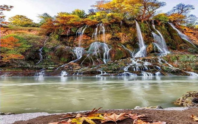 چهره پاییزه آبشار بیشه لرستان / عکس