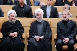 لبخند سران سه قوه در یک قاب/عکس