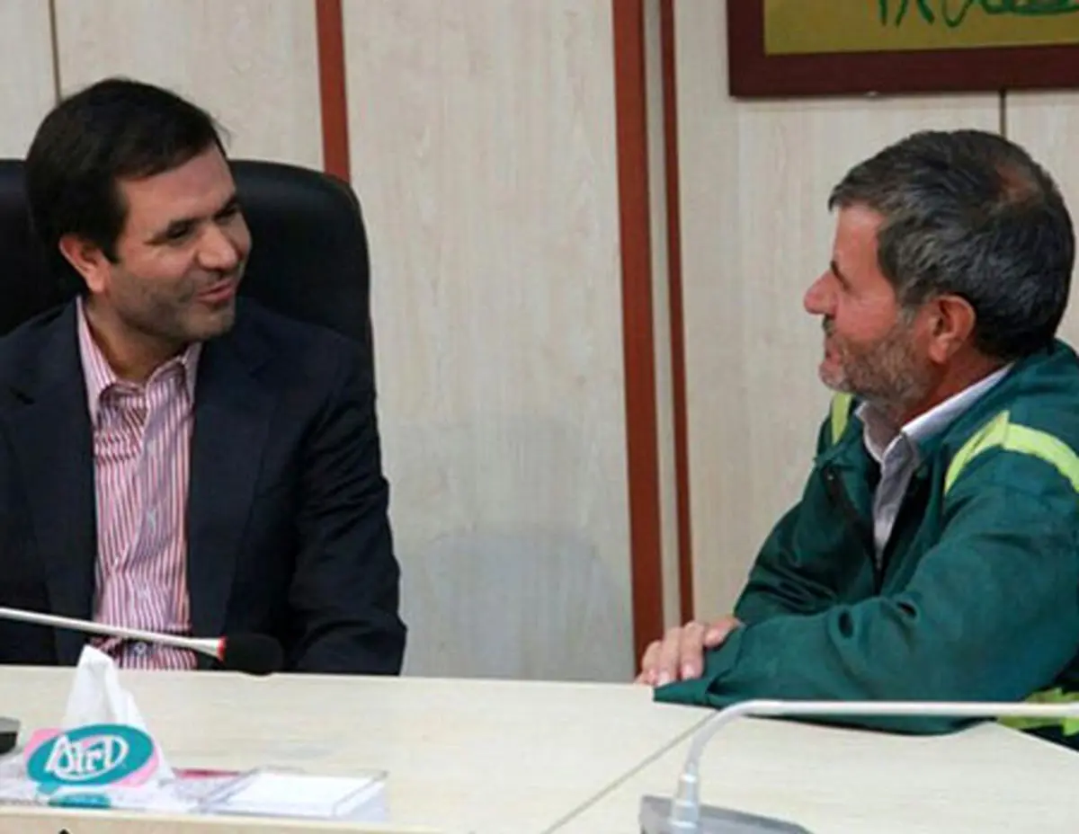 پارتی بازی شهردار منطقه 18 تهران!/عکس