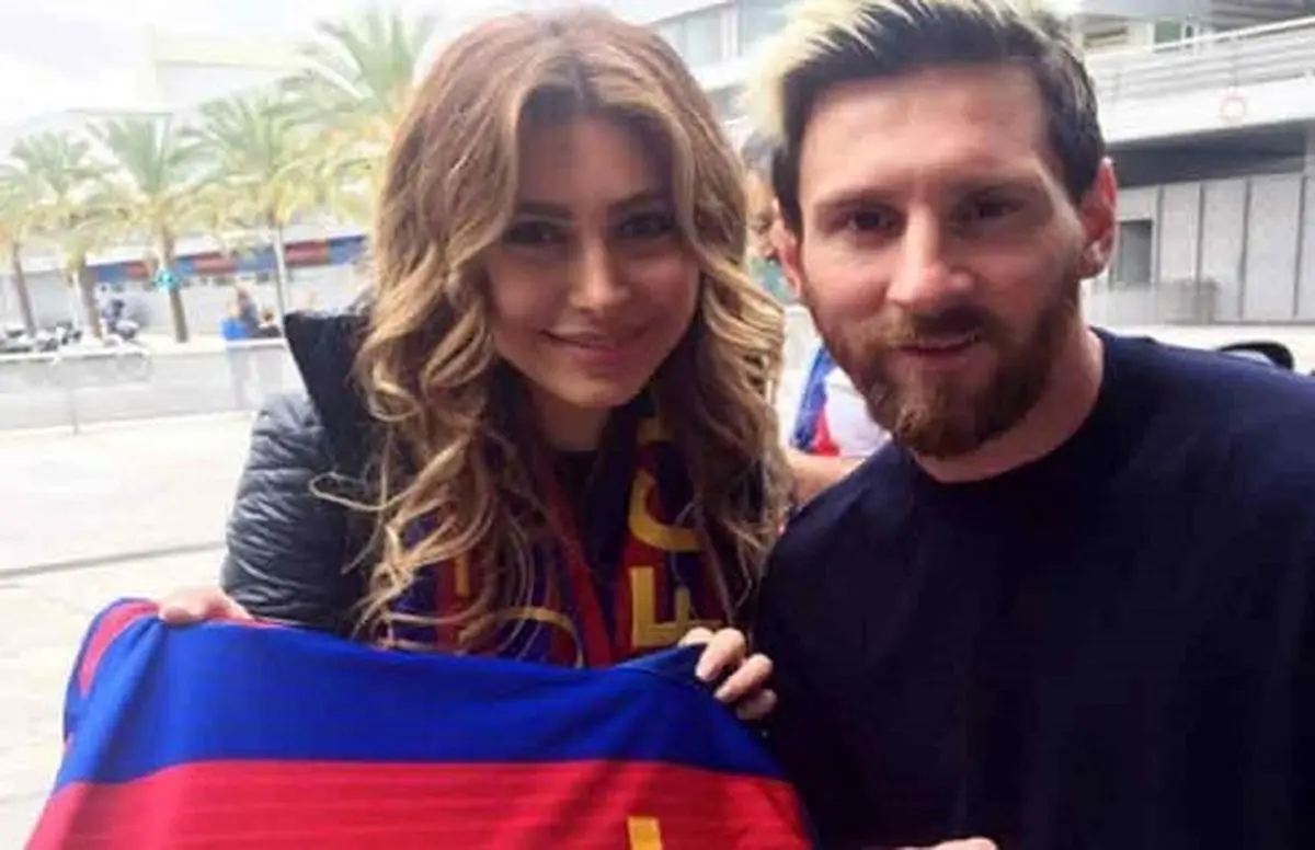 تصویری از سلفی مسی با خواننده مشهور زن عرب