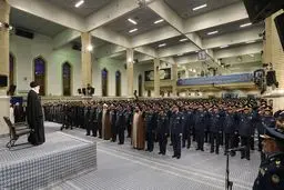 تجدید پیمان فرمانده‌هان نیروی‌ هوایی ارتش با رهبر انقلاب/تصاویر