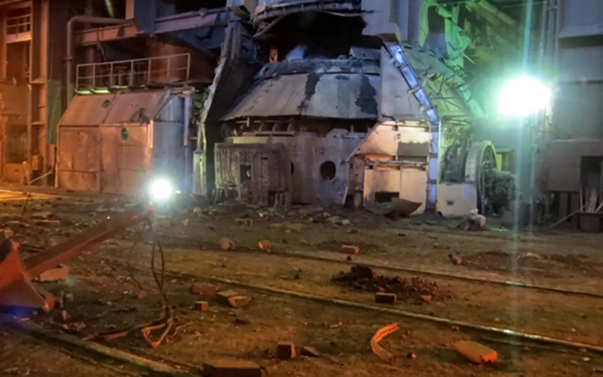 3 کشته و 6 زخمی در انفجار ذوب آهن اصفهان (+عکس) / زخمی ها به آلمان اعزام می شوند