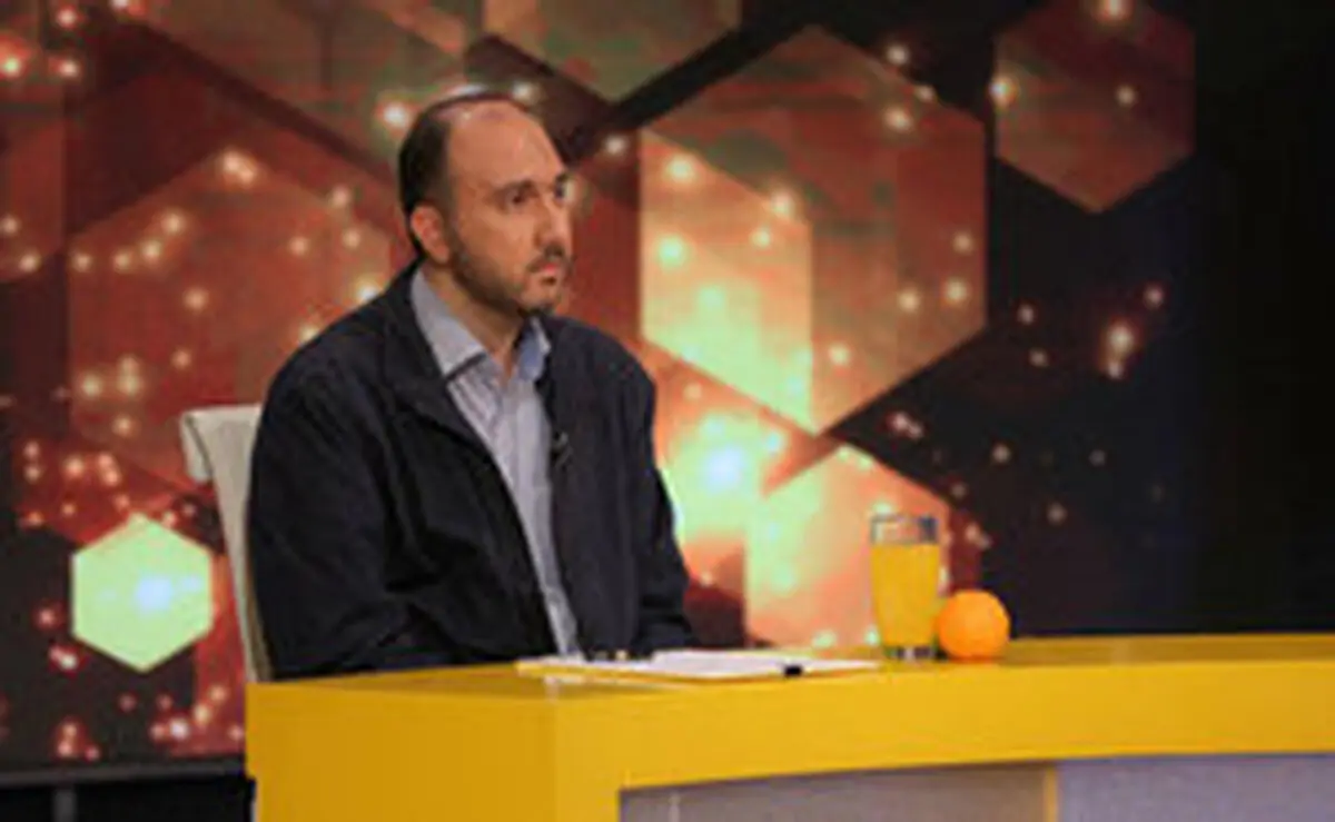 سایت محسن رضایی:عوض کنید مدیر بی تجربه شبکه 3 را با این رسوایی قماربازی اش