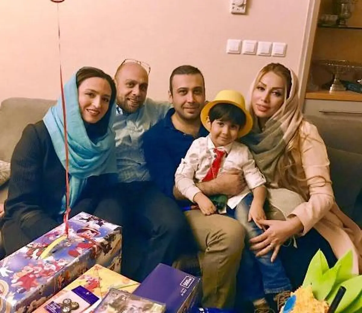 گلاره عباسی درکنار محسن چاوشی و همسرش در جشن تولد پسرشان زانکو
