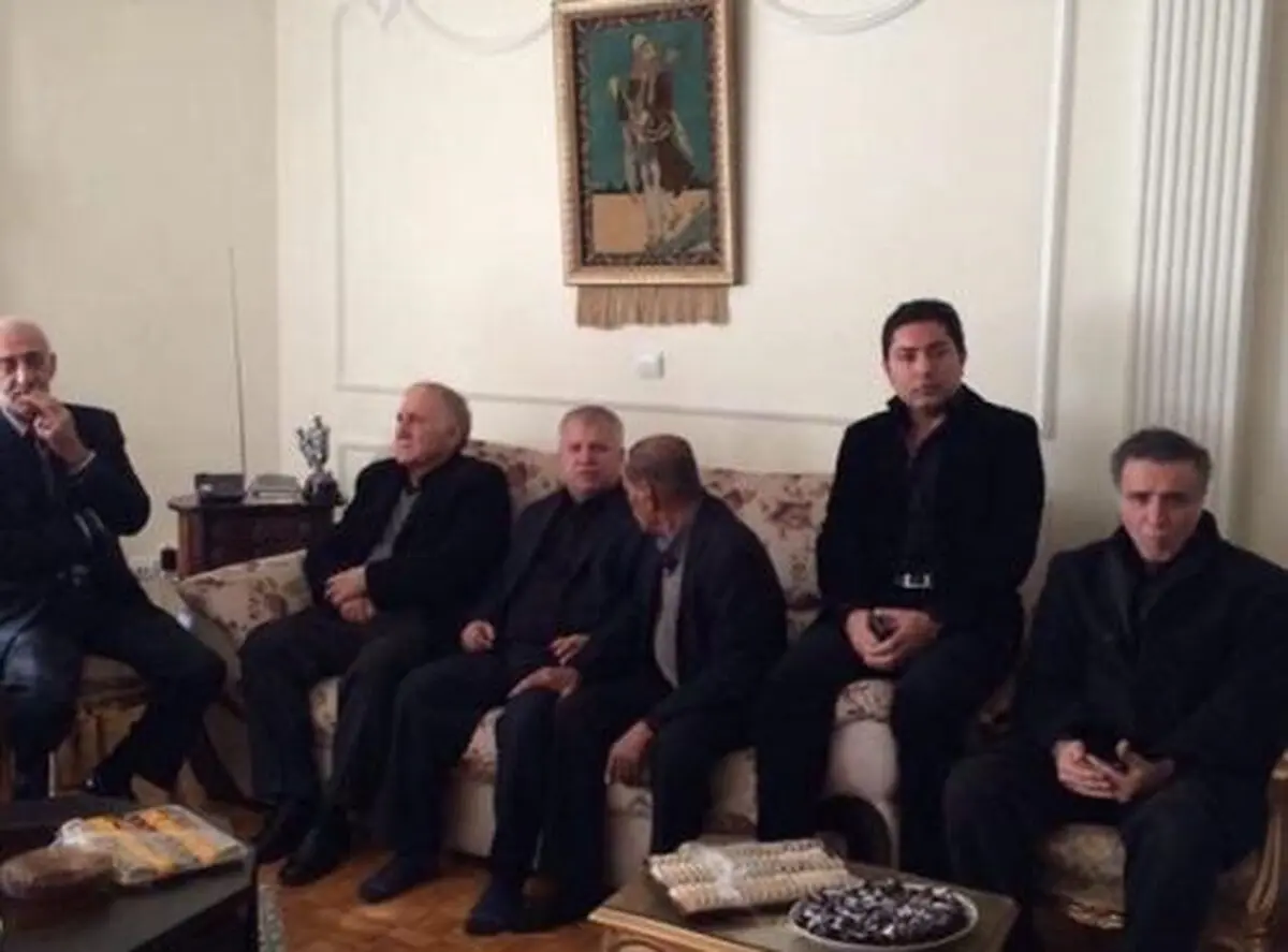 بزرگان پرسپولیس در منزل همایون بهزادی/عکس