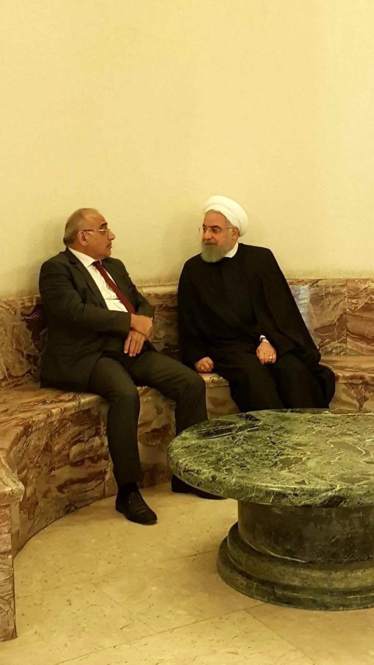 عکسی منحصر به فرد از حسن روحانی در عراق