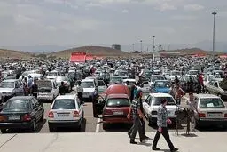 ریزش قیمت خودرو در بازار به زیر نرخ‌ کارخانه‌ / پیش خریداران خودرو نقره داغ شدند
