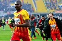 آشنایی با مهاجم مدنظر استقلال؛ گلزنی که بی‌اجازه رفت!