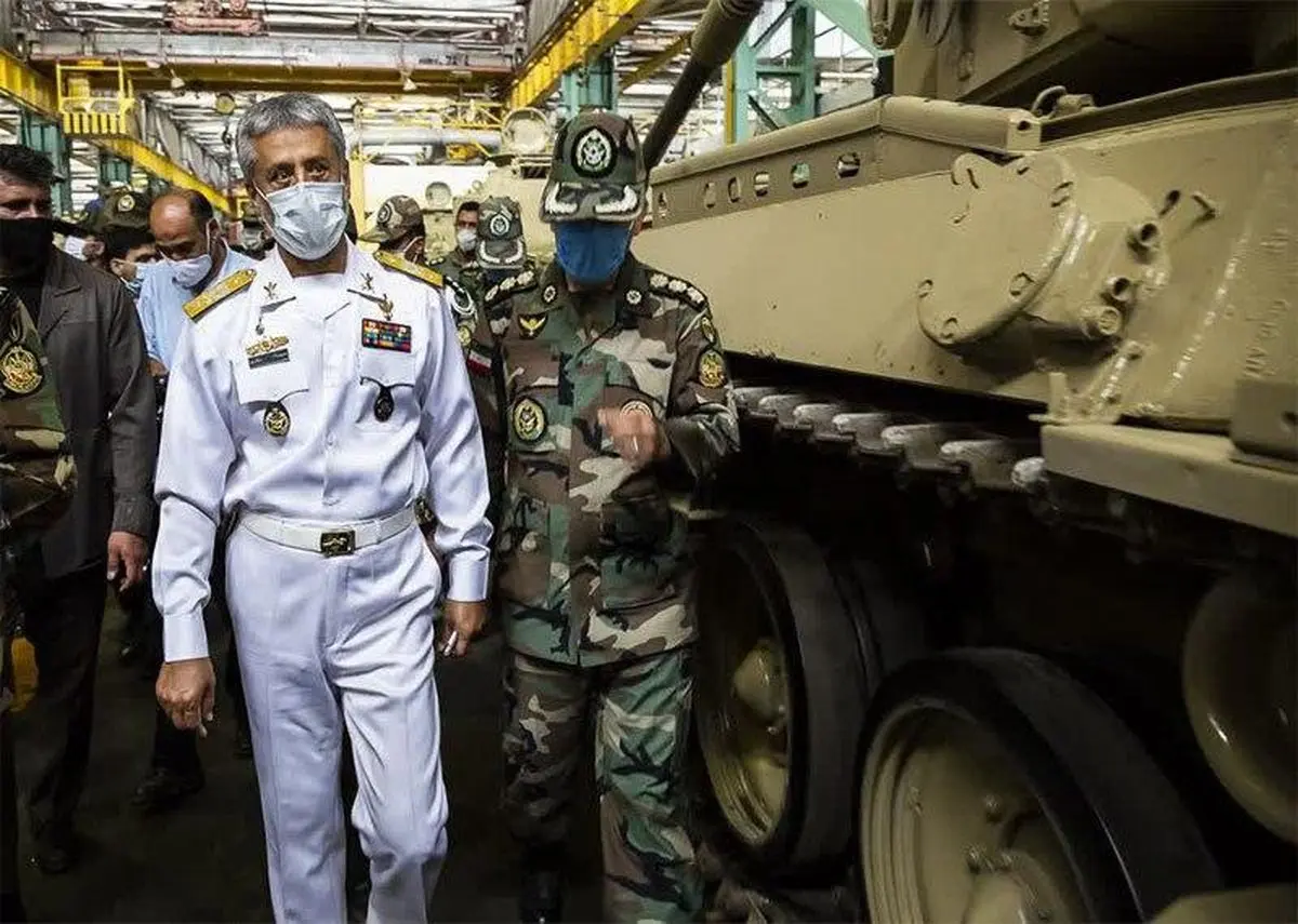 بازدید امیر سیاری از مرکز بهینه‌سازی، نوسازی و ساخت قطعات شهید زرهرن + عکس