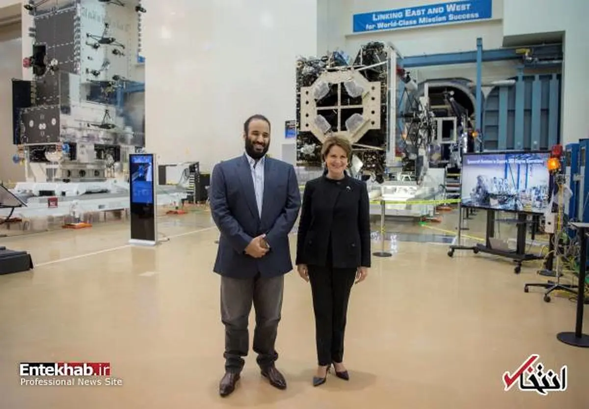 تیپ جالب و عجیب ولیعهد عربستان در شرکت تولید صنایع نظامی آمریکا/تصاویر