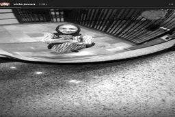 سلفی آینه‌ای جالب ویدا جوان/ عکس