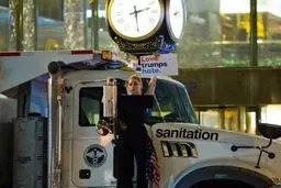 حضور لیدی گاگا در تجمع ضدترامپ (عکس)