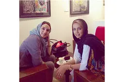 عکس/ كافه گردي دو بازيگر زن