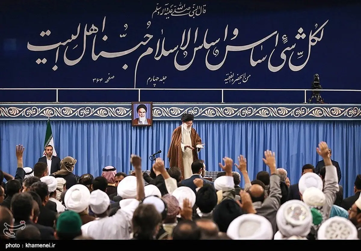 تصاویری از دیدار شرکت‌کنندگان در اجلاس محبان اهل بیت با رهبر انقلاب