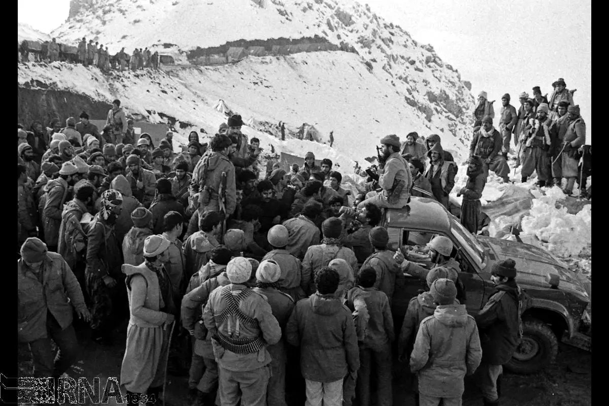 تصاویری از  آغاز عملیات محمد رسول الله(ص) /۳۶ سال گذشت