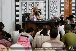 کلاس شست‌و شوی مغزی در داعش/تصاویر