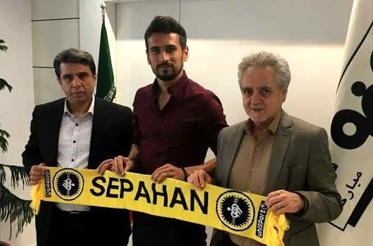 ادامه یکه‌تازی سپاهان در بازار نقل و انتقالات؛ استقلالی سابق شاگرد قلعه‌نویی شد/ سومین مهاجم جدید در اصفهان + عکس