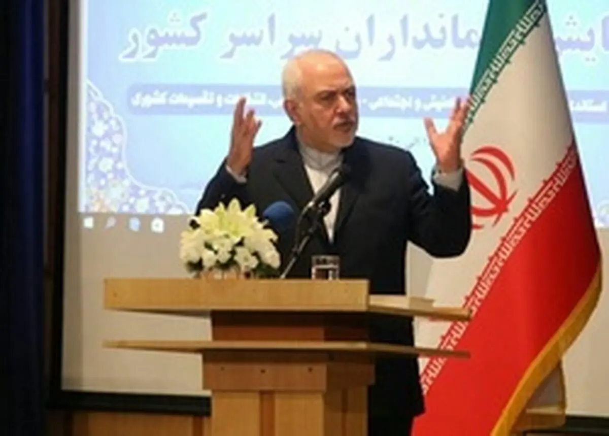 واکنش ظریف به سوالی درباره چراغ سبز به آمریکا برای مذاکرات