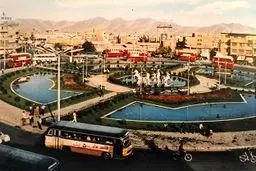 عکس کمتر دیده شده از میدان امام حسین