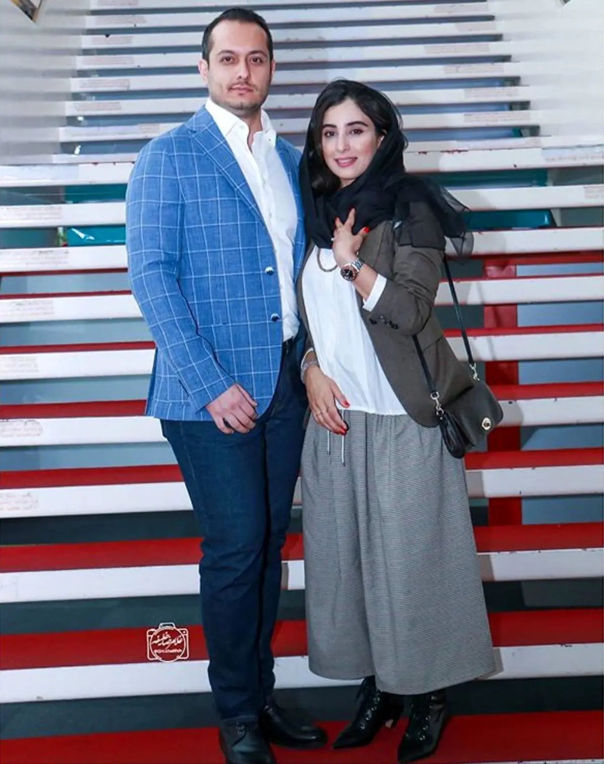 تصویری از تیپ آناهيتا افشار به همراه همسرش در جشنواره جهانى فيلم فجر