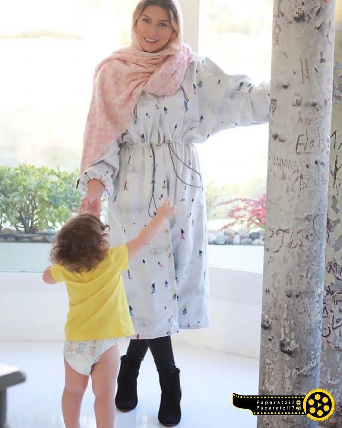 عکس / فریبا نادری و دخترش