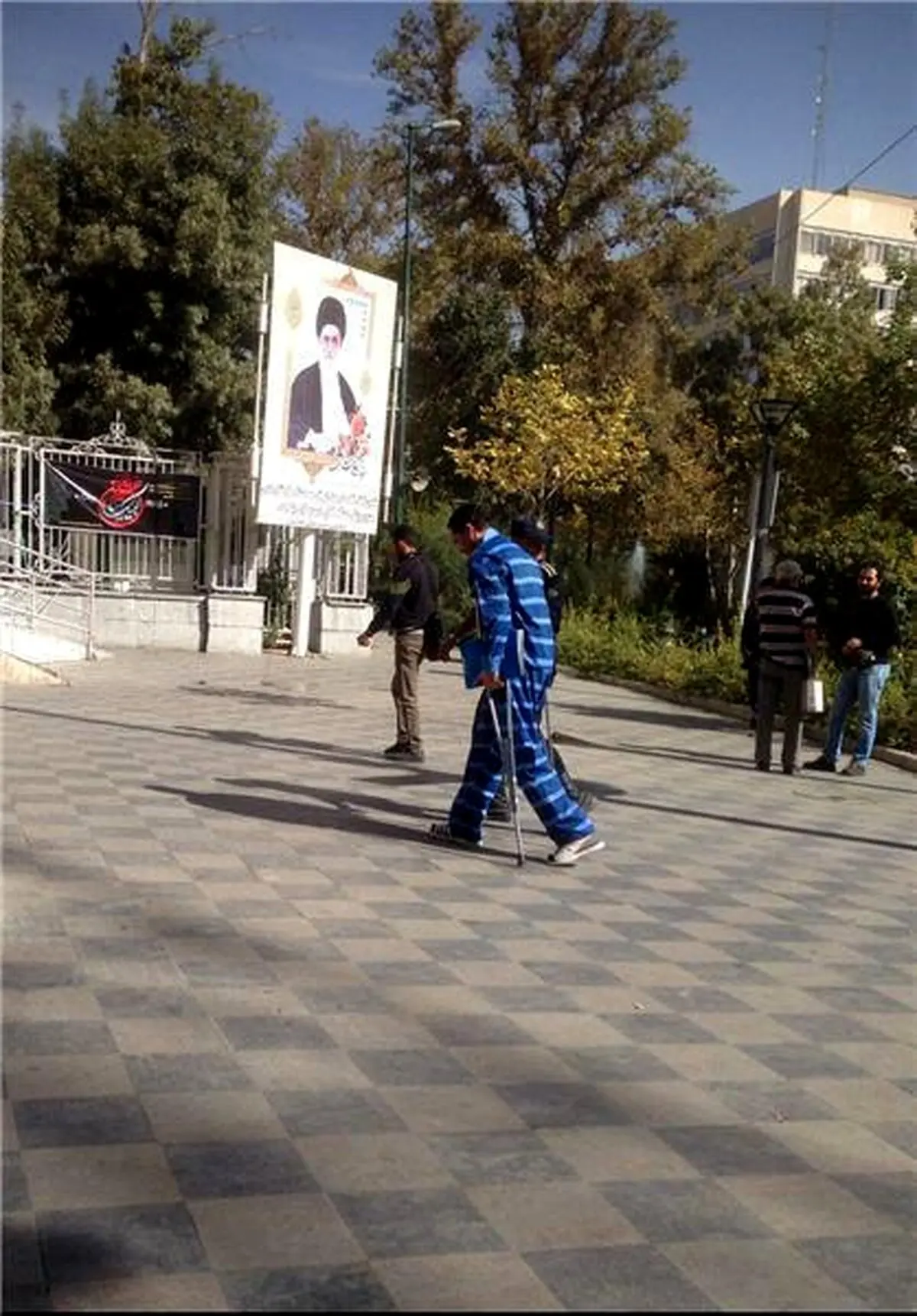 حضور همسر مهناز افشار در دادسرای تهران/عکس