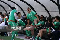 حرکت عجیب خداداد که باعث خنده کریمی شد/ عکس