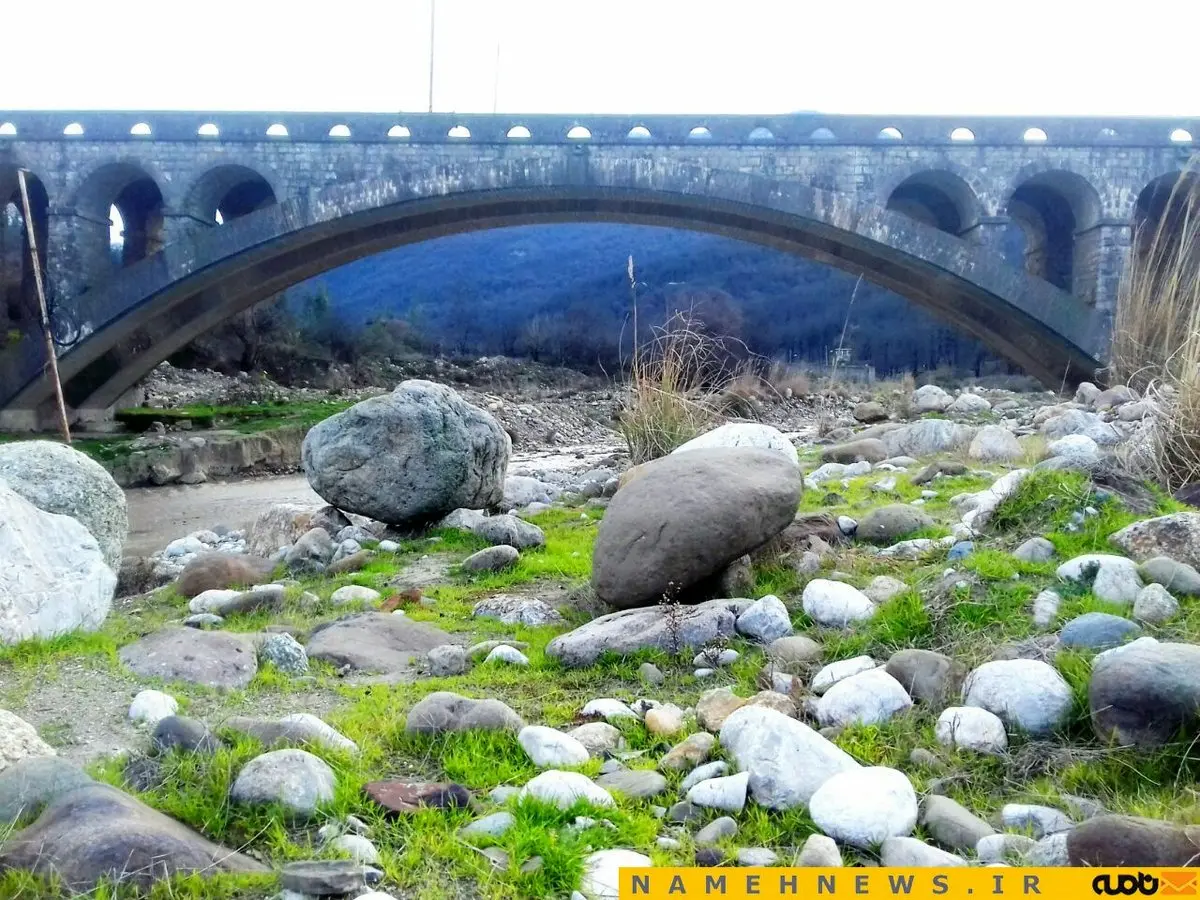 نمایی متفاوت از پل تاریخی نوده خاندوز گلستان / عکس