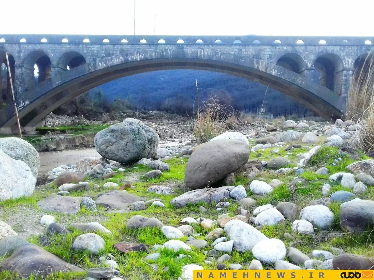 نمایی متفاوت از پل تاریخی نوده خاندوز گلستان / عکس